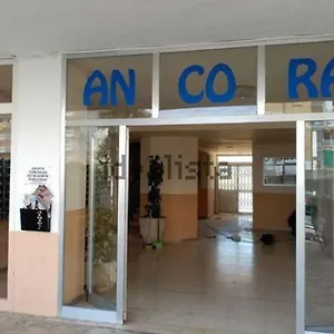 https://estudio-en-la-pineda-todo-en-un-ambiente-cerca-de-port.top-hotels-tarragona.com