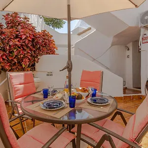  Apartamento Benalgolf Lovely In With Sea Views, Excellent Wifi Connection, Private Backyard With Bbq